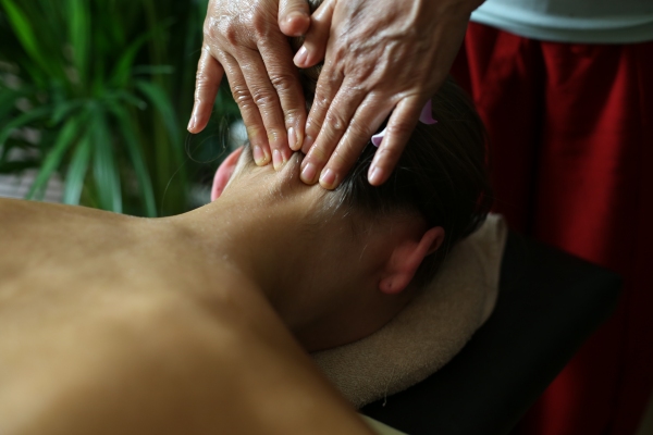 Akupresúrna masáž tváre, hlavy a šije °Relaxačná°